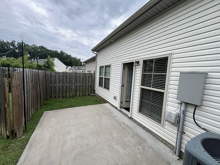 9052 Brixworth Ct — Photo 23