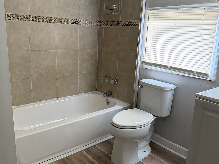 835 North Ave NW — Photo 14