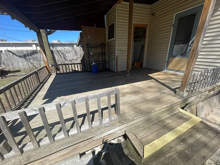26 Livingston Ave — Photo 18