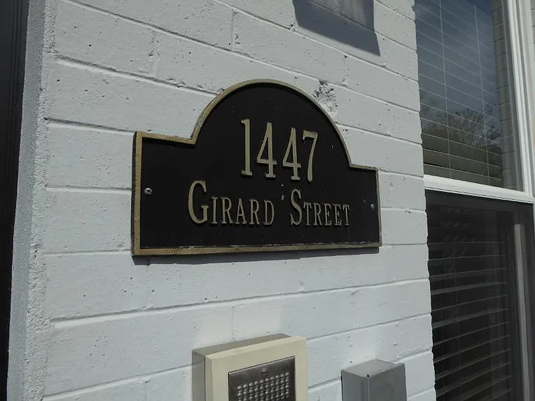 1447 Girard St NW #2 — Photo 2