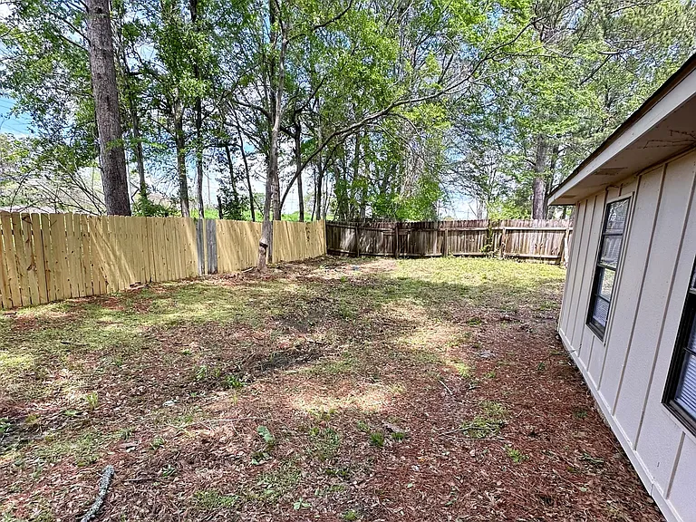 847 Pine Knoll Ct — Photo 3