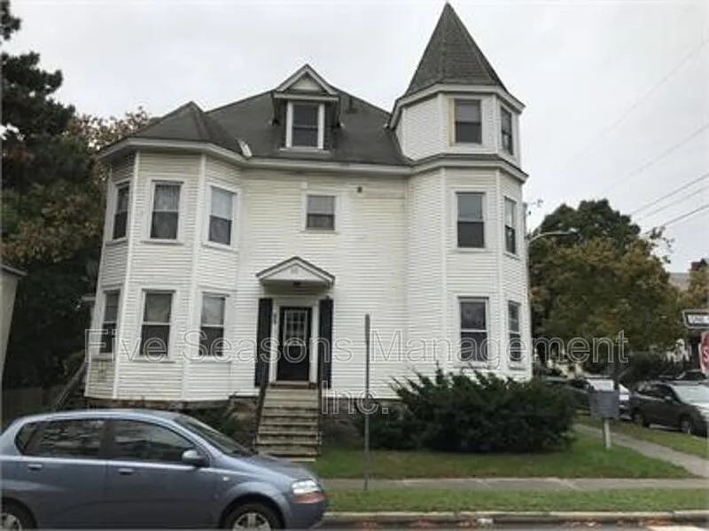 39B Buell St