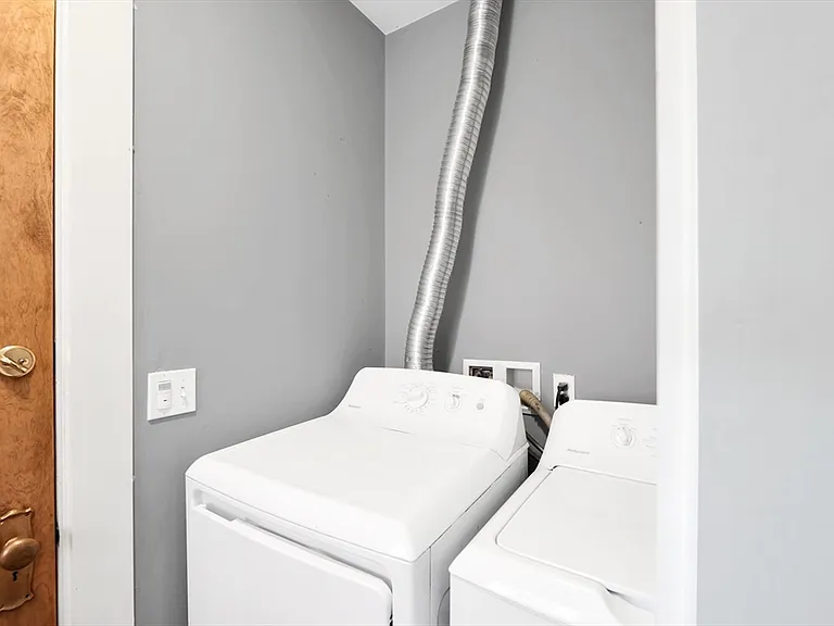 79 Perkins St #2 — Photo 3