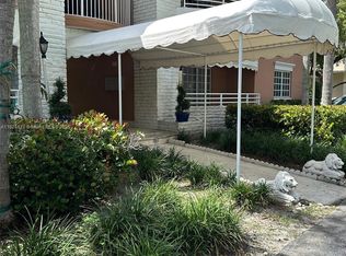 60 Park Dr APT B, Bal Harbour, FL 33154