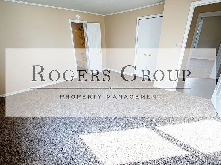 1283 Walters St — Photo 3
