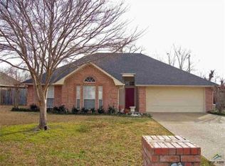 203 Eastgate Dr, Whitehouse, TX 75791