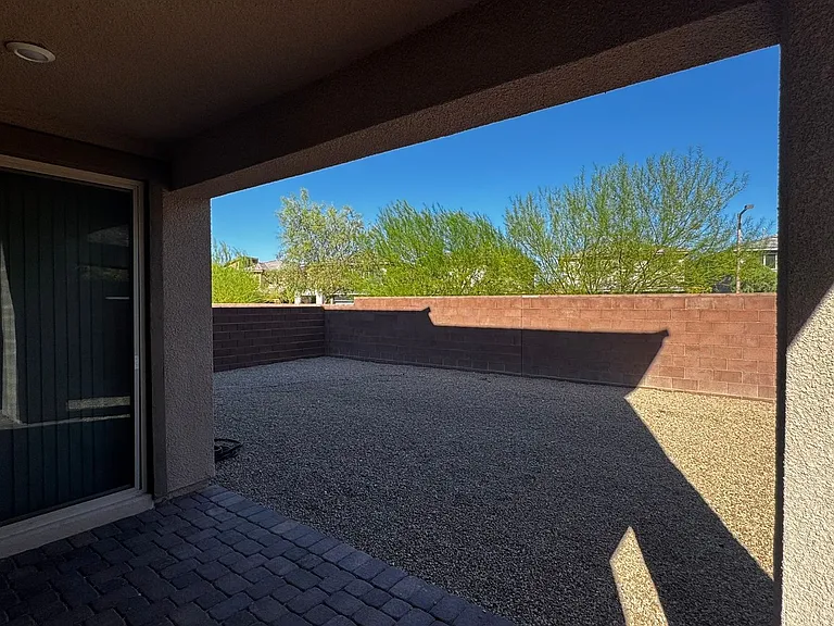 7080 Garnet Crest Ct — Photo 35
