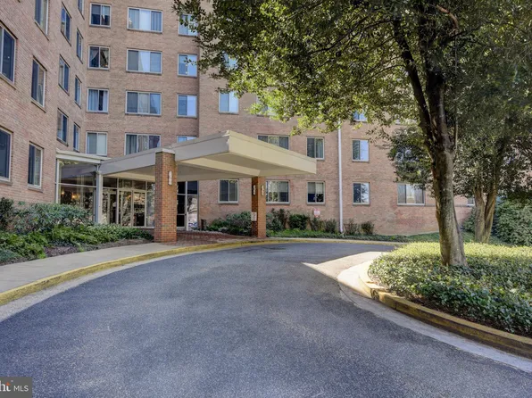 3000 Spout Run Pkwy APT A303, Arlington, VA 22201