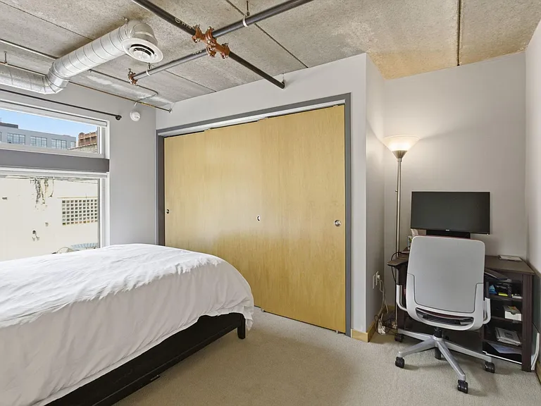 710 N 4th St #W114 — Photo 15