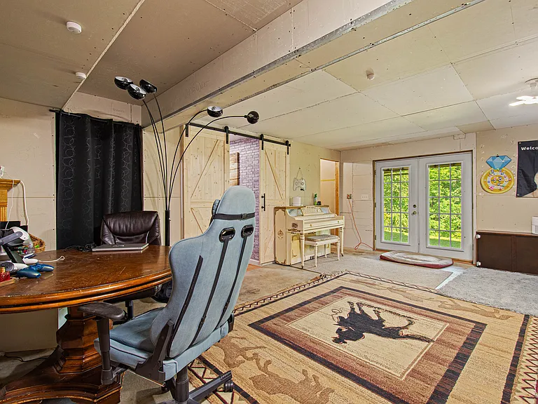3054 Bedillion Rd — Photo 30