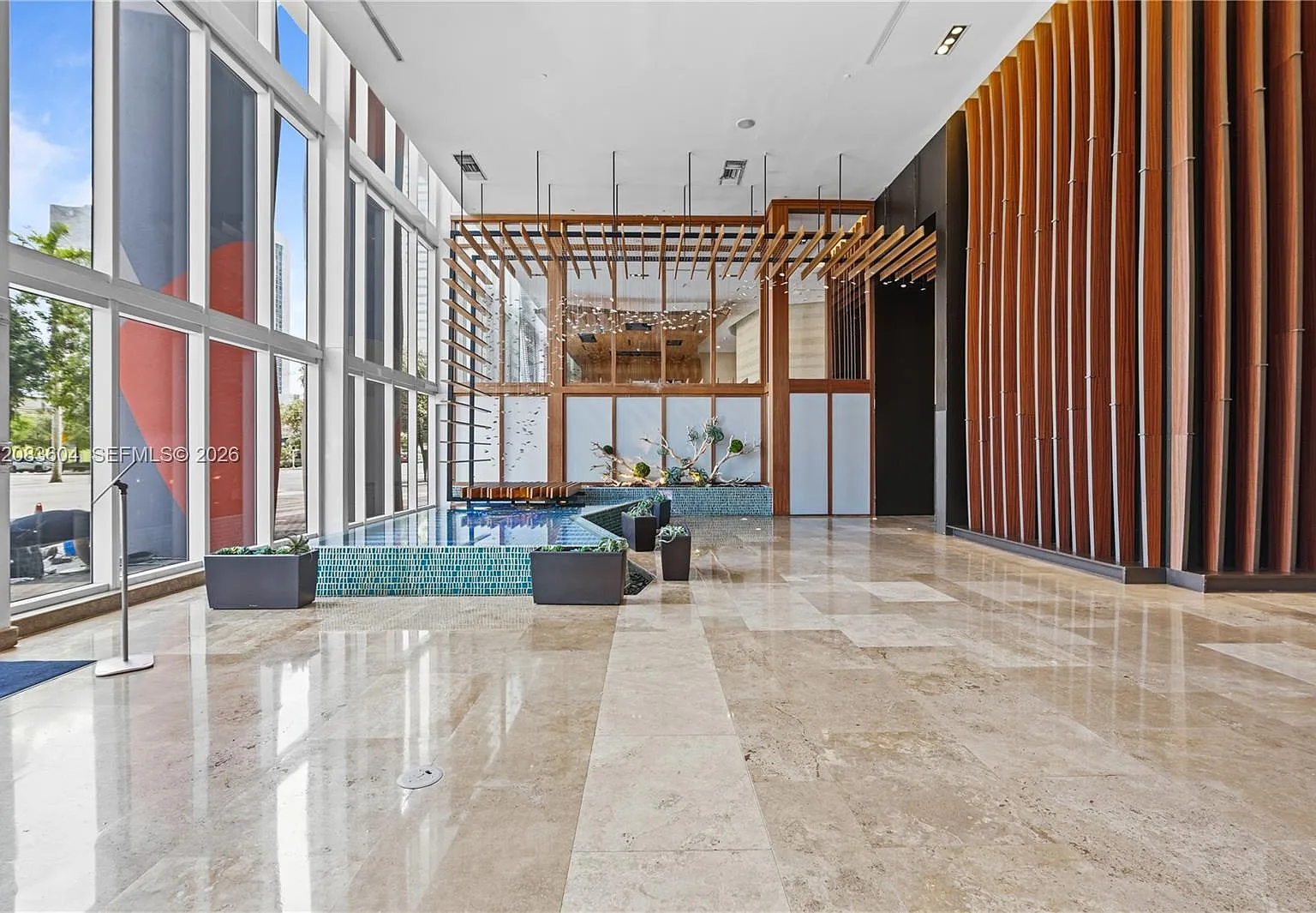 50 Biscayne Condo — Photo 3