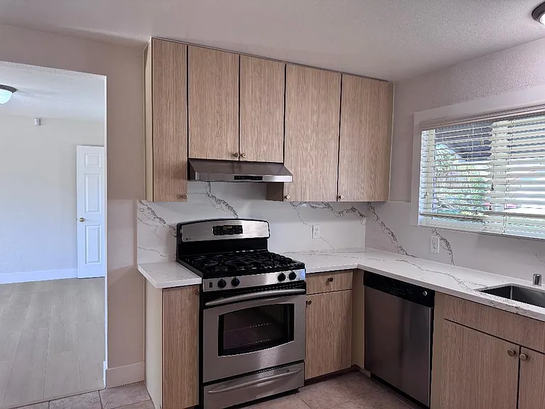 1401 Los Padres Blvd — Photo 4