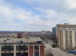212 King William St E #801, Hamilton, ON L8R 0A7