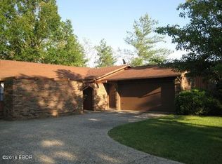 117 S Violet Ln, Carbondale, IL 62901