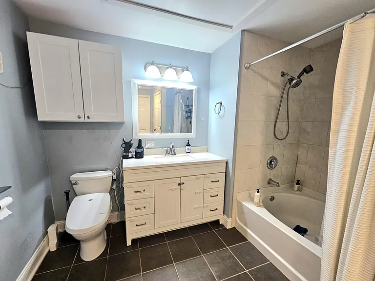 10 Seaport Dr #2111 — Photo 22