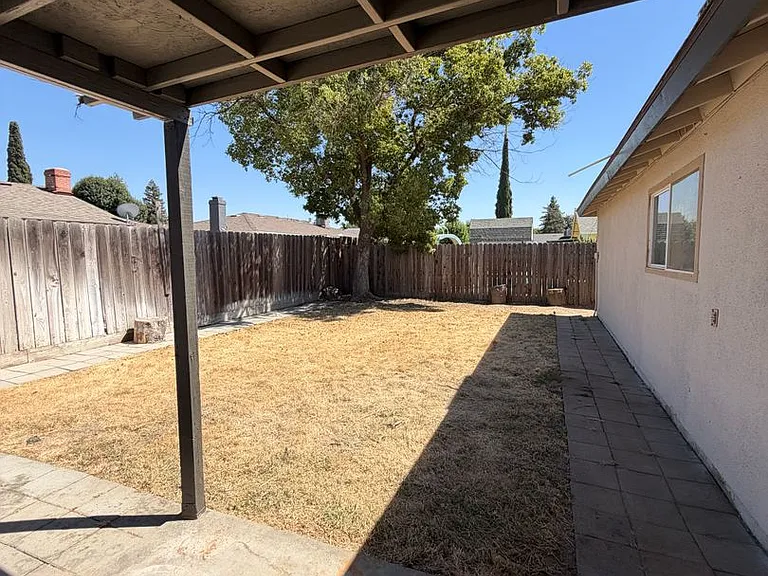 2944 S Linda Vista St — Photo 15