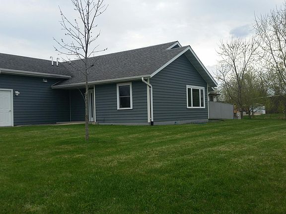 5311 Front Corner