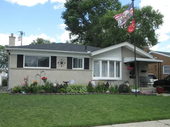 24624 Marine Ave, Eastpointe, MI 48021
