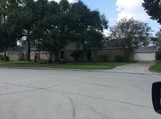 5406 Arncliffe Dr, Houston, TX 77088
