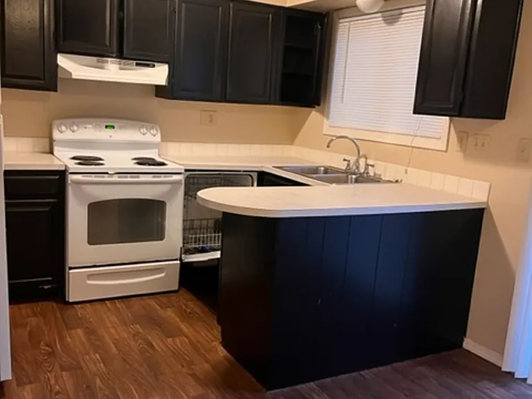 Parke East Townhomes — Photo 162