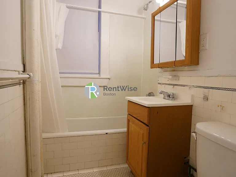 1634 Commonwealth Ave #9 — Photo 7