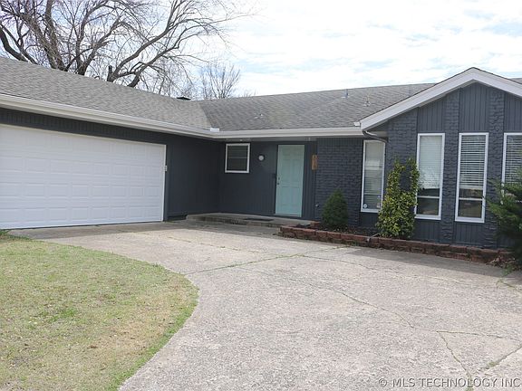 2nd image of 539 Meadowood Dr