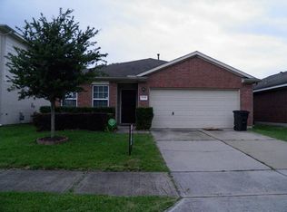 9710 Angleside Ln, Sugar Land, TX 77498