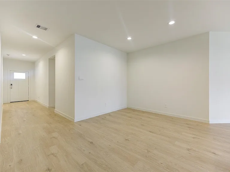 2732 Misty Elm Ln — Photo 20