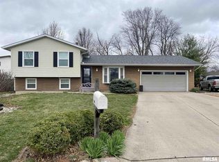 1793 Monroe St, Galesburg, IL 61401