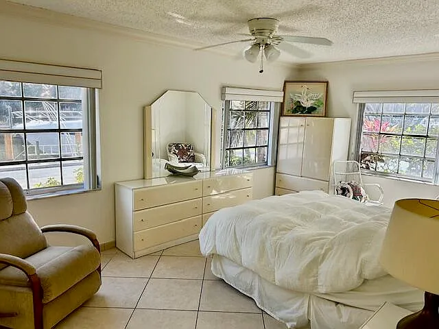 6435 Bay Club Dr #2 — Photo 11