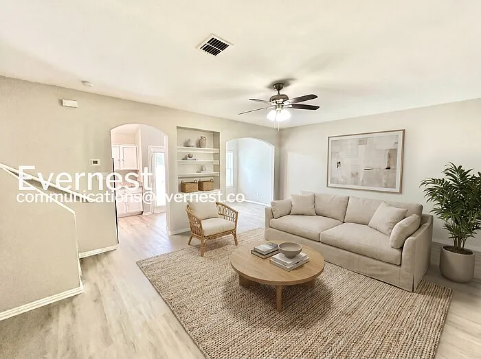 130 Creek Cove Dr — Photo 3