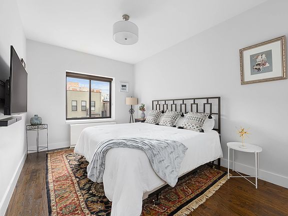 3rd image of 2110 Frederick Douglass Blvd APT 5A