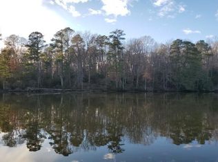 5 Richmond Hill Rd, Warsaw, VA 22572