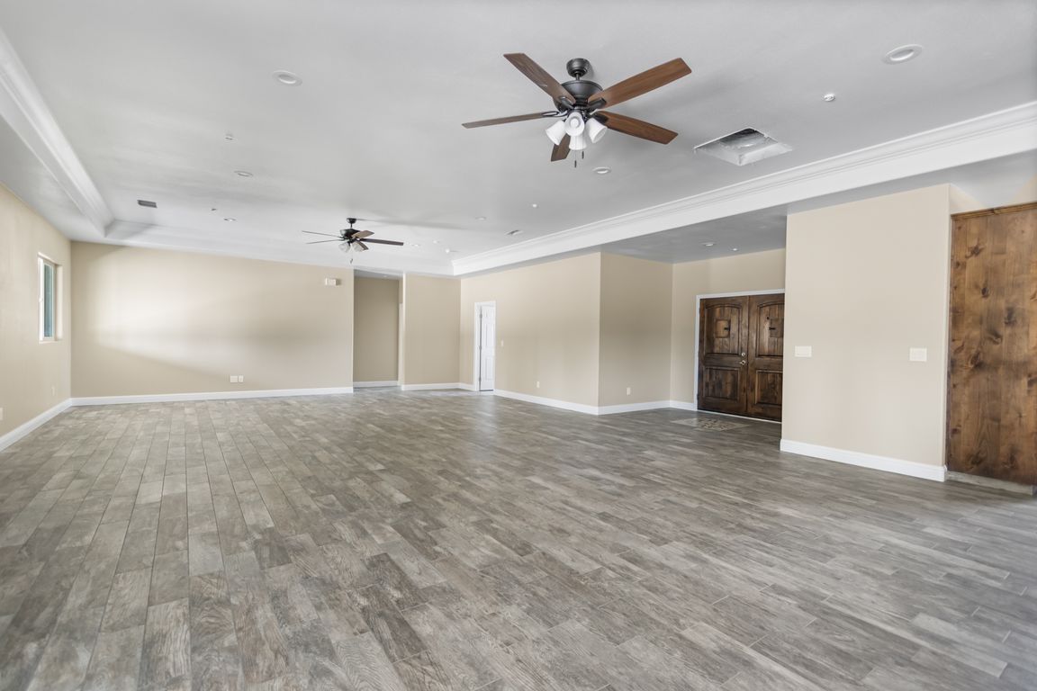 next background image