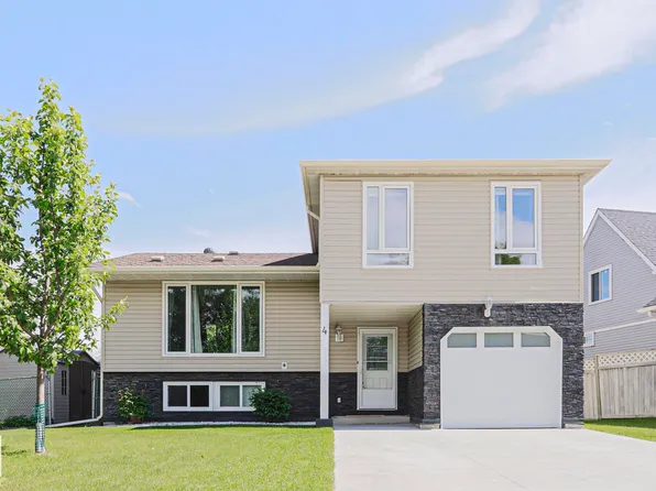 4 Goebel Close, Spruce Grove, AB T7X 2A2