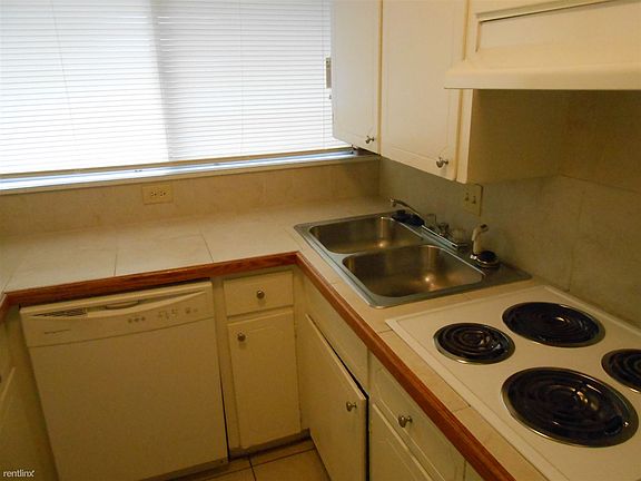 Dishwasher & Garbage Disposal