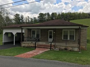 662 Dogwood Rd, Tazewell, VA 24651