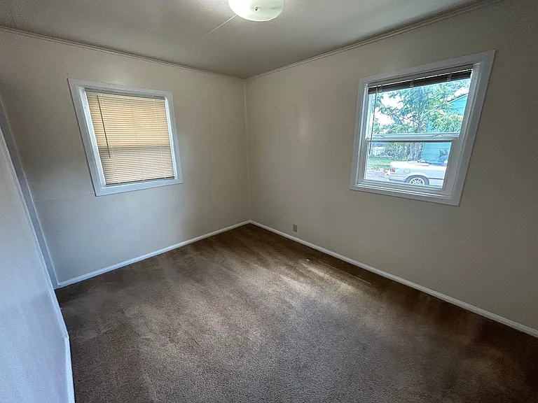 1201 E Cheyenne Rd — Photo 10