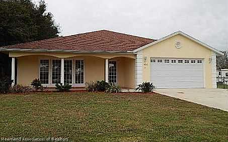 1st image of 951 Shamrock Dr