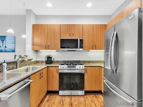 3rd image of 1400 Broadway #1202