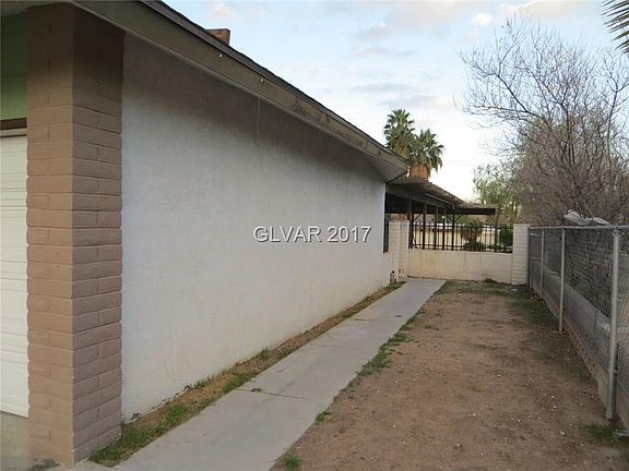 4th image of 611 Lacy Ln