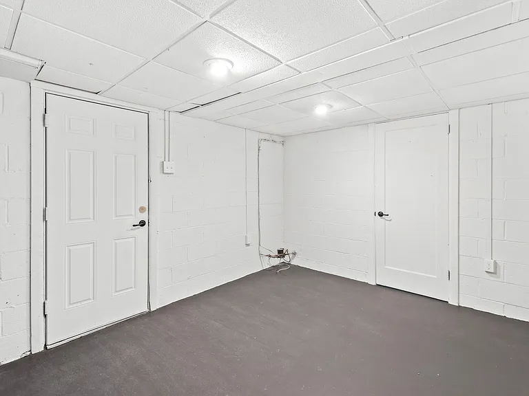 349 Virginia Ave — Photo 16