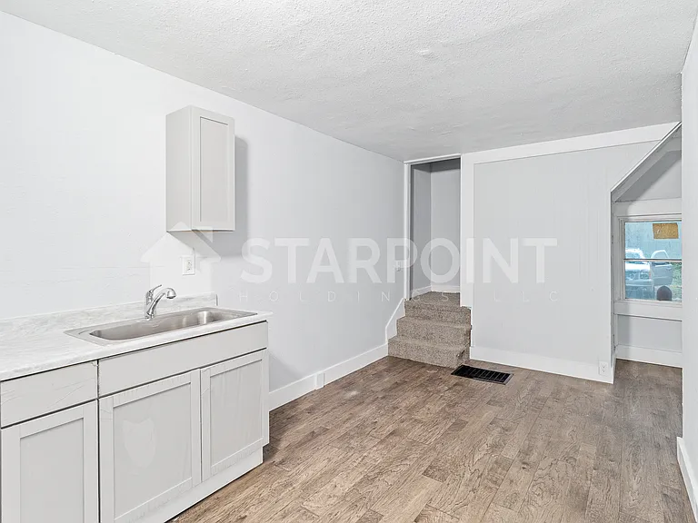 2631 Northwestern Pkwy — Photo 7