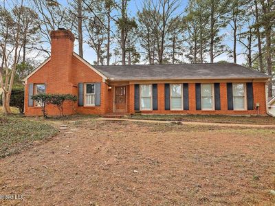 1507 Northlake Cir, Jackson, MS, 39211