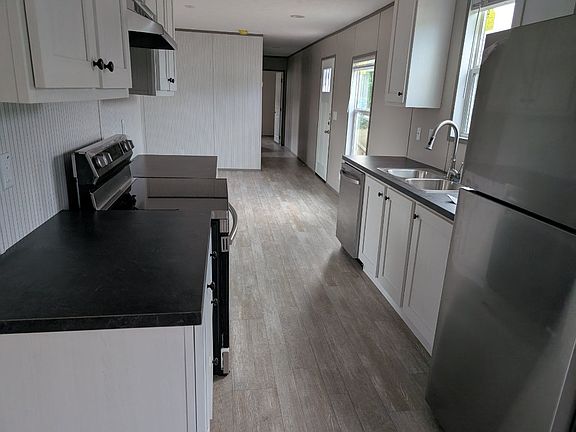 4th image of 2399 Ashley Acres Dr