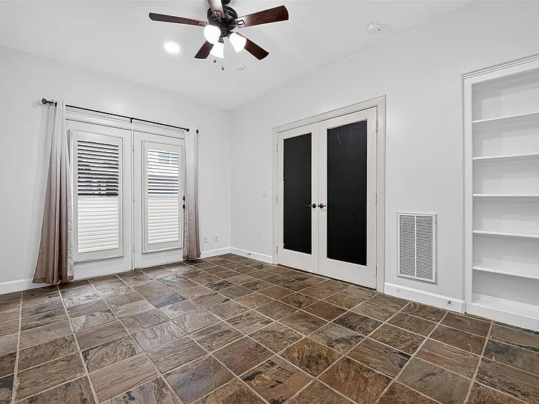 5410 Rose St — Photo 8