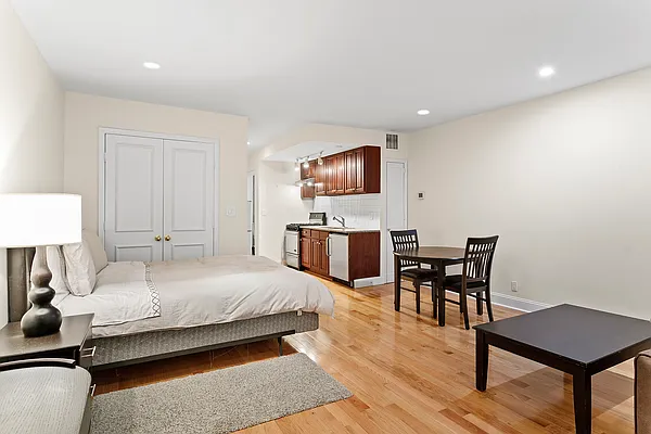 Rented by Compass | media 5