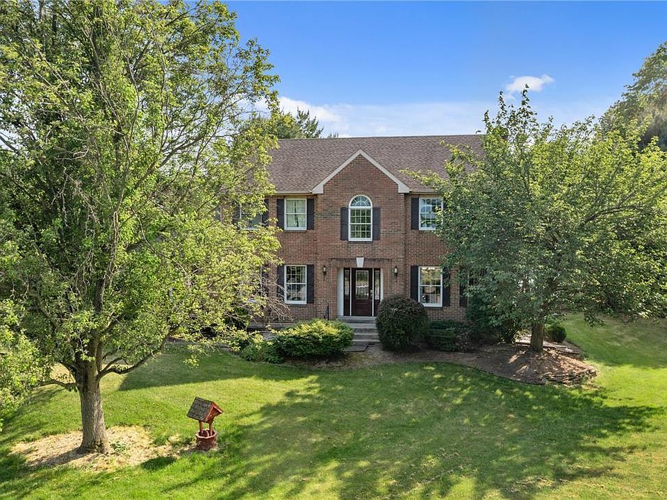 1st image of 3325 Abbey Ct