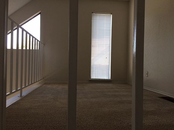5th image of 2301 Balsam Dr APT M213