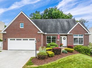 1274 Snee Dr, Pittsburgh, PA